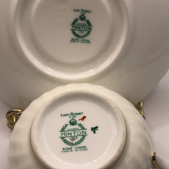 Minton Bone China Teacup & Saucer “Lady Rodney” S-411 - Picture 8 of 9